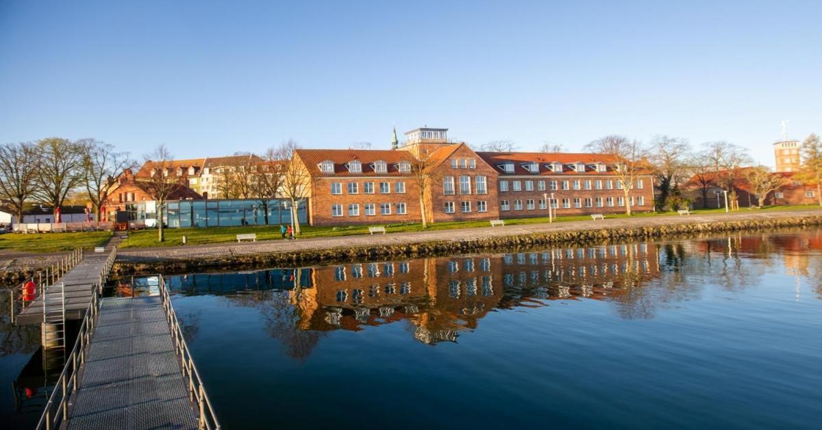 Hotel Hafenresidenz Stralsund Exterior foto